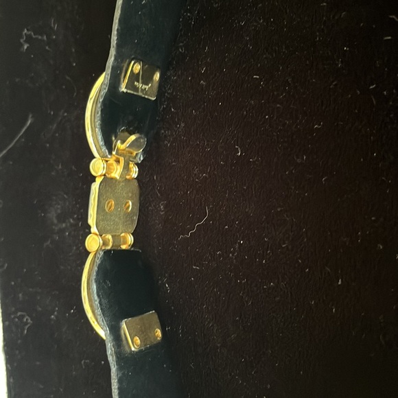 Judith Leiber Blk snakeskin belt with large cabochon/semi precious stone buckle - Picture 6 of 6